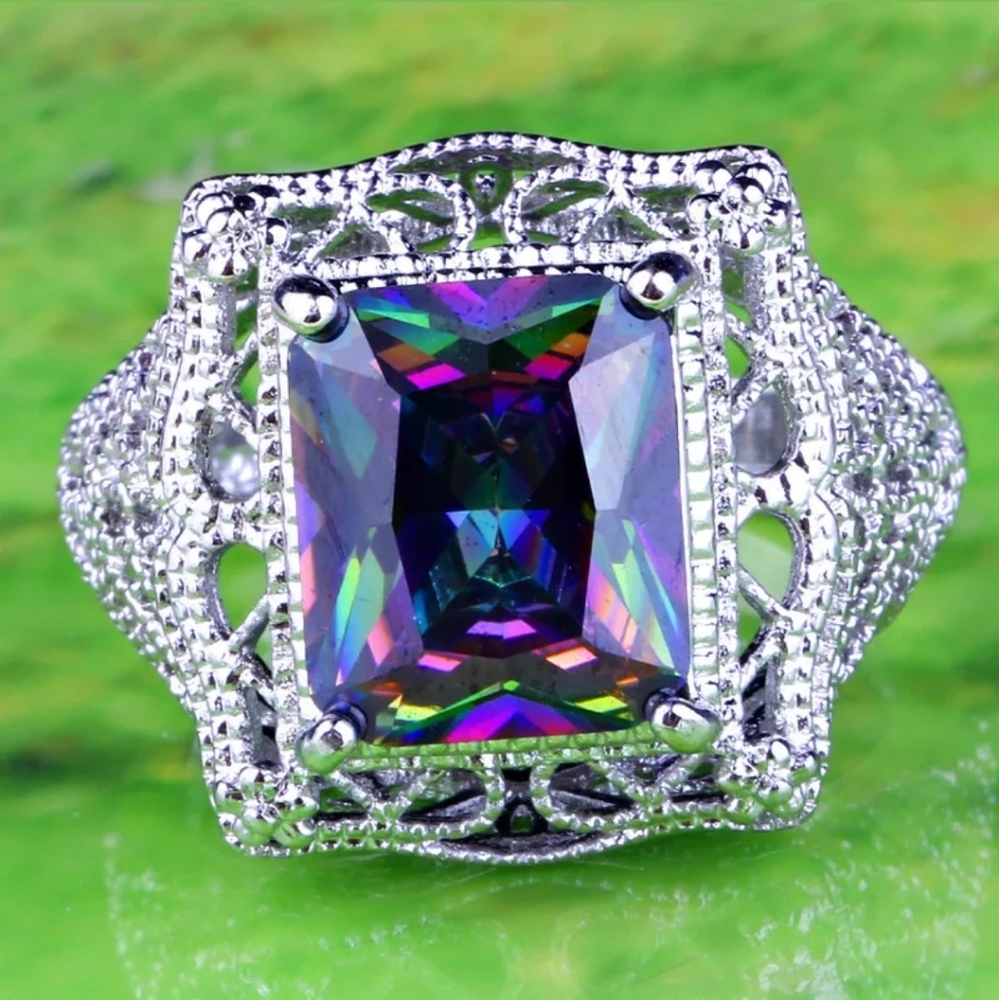 New Emerald Cut Mystic Topaz Silver Statement Ring. - Picture 4 of 16
